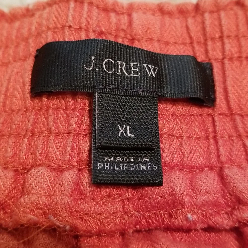 JCrew Coral Women's Shorts - Picture 2 of 3